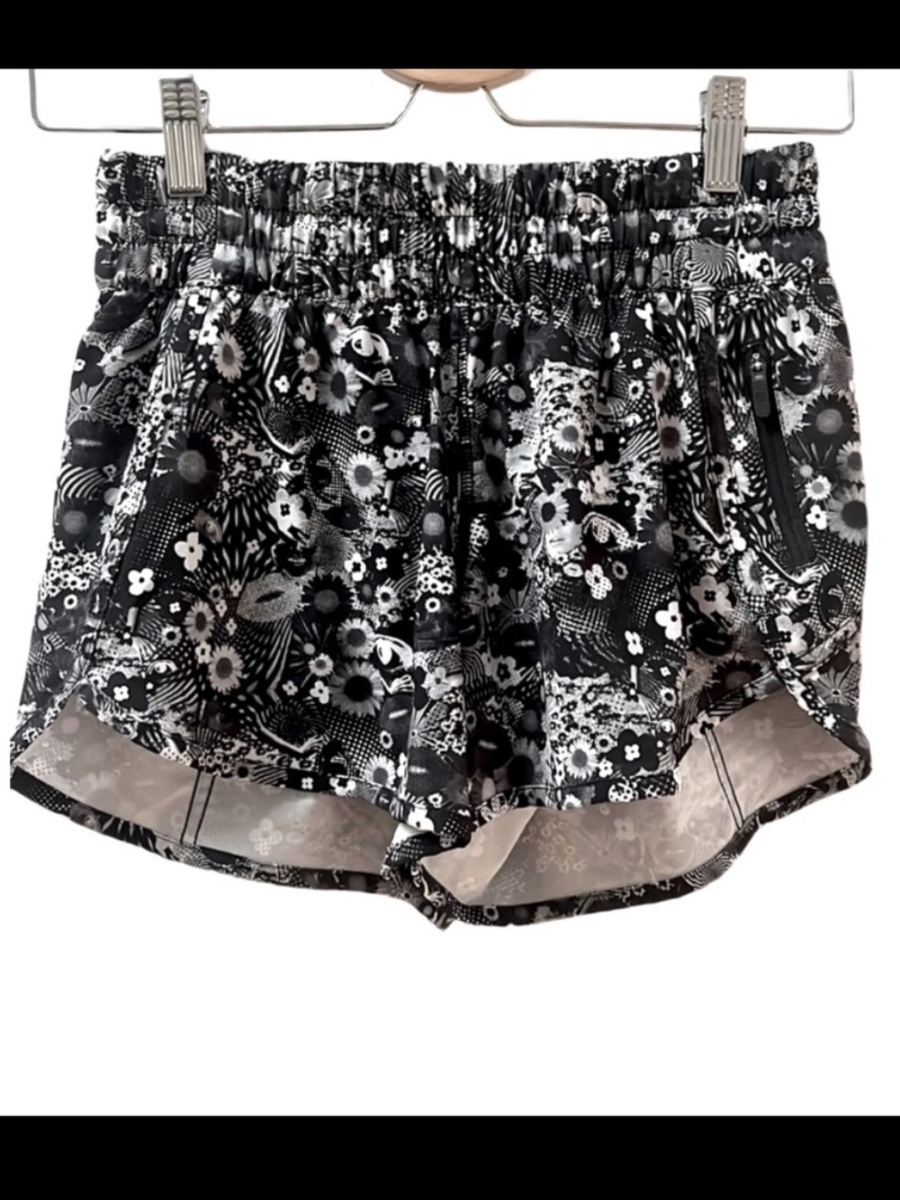 Lululemon Seawheeze Tracker Short